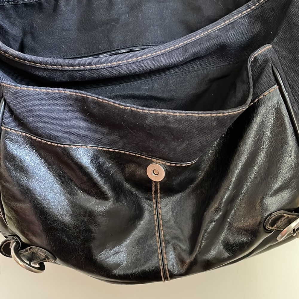Fossil black saddle bag, cross body - Picture 4 of 7